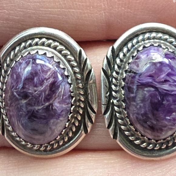 Robert Begay Jewelry - VINTAGE ROBERT BEGAY NAVAJO PURPLE CHAROITE AND STERLING SILVER 925 EARRINGS